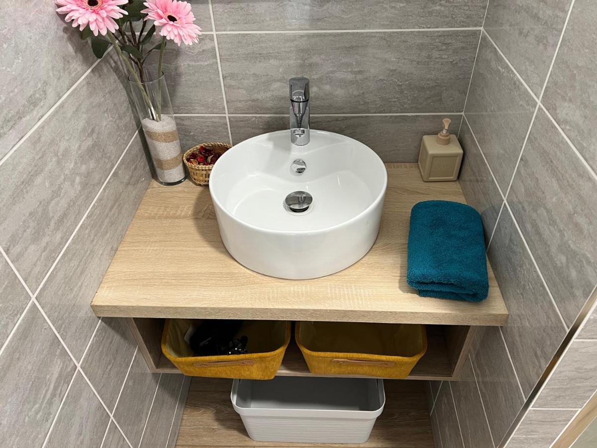 Charmant Appartement T2 Cosy Climatise Brive-la-Gaillarde Exteriör bild